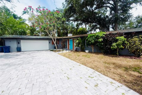 Casa en venta en South Pasadena, Florida, 3 dormitorios, 115.85 m2 № 1670152 - foto 2