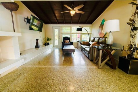 Casa en venta en South Pasadena, Florida, 3 dormitorios, 115.85 m2 № 1670152 - foto 7
