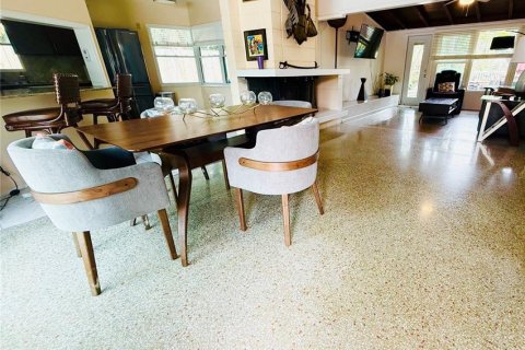 Casa en venta en South Pasadena, Florida, 3 dormitorios, 115.85 m2 № 1670152 - foto 6