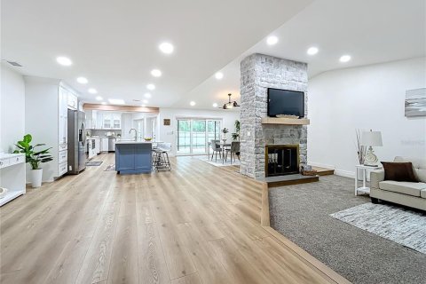 Casa en venta en Palm Harbor, Florida, 5 dormitorios, 268.77 m2 № 1547132 - foto 11