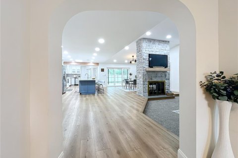 Casa en venta en Palm Harbor, Florida, 5 dormitorios, 268.77 m2 № 1547132 - foto 10