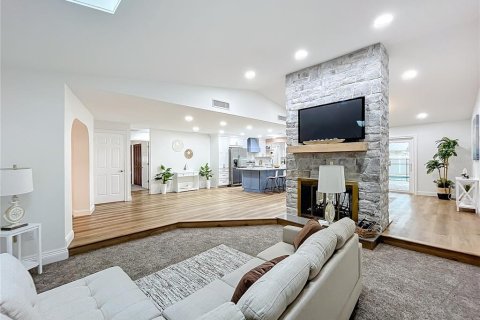 Casa en venta en Palm Harbor, Florida, 5 dormitorios, 268.77 m2 № 1547132 - foto 14