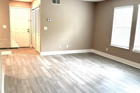 Condominio en alquiler en Orlando, Florida, 1 dormitorio, 63.73 m2 № 1918054 - foto 15