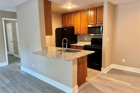 Condominio en alquiler en Orlando, Florida, 1 dormitorio, 63.73 m2 № 1918054 - foto 6