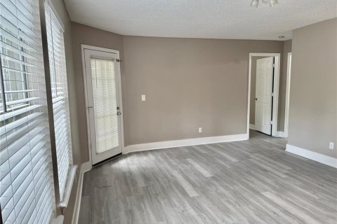 Condominio en alquiler en Orlando, Florida, 1 dormitorio, 63.73 m2 № 1918054 - foto 12