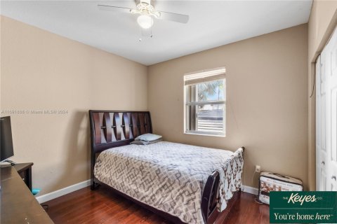 Casa en venta en Homestead, Florida, 5 dormitorios, 250.19 m2 № 1764839 - foto 30