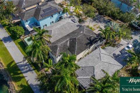 Casa en venta en Homestead, Florida, 5 dormitorios, 250.19 m2 № 1764839 - foto 7