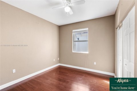 Casa en venta en Homestead, Florida, 5 dormitorios, 250.19 m2 № 1764839 - foto 29