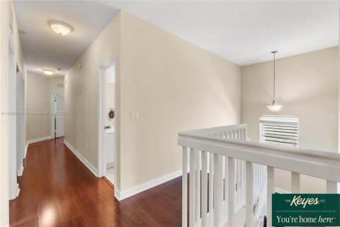 Casa en venta en Homestead, Florida, 5 dormitorios, 250.19 m2 № 1764839 - foto 22