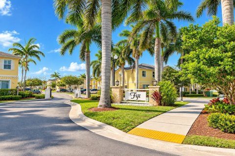 Condominio en alquiler en Homestead, Florida, 3 dormitorios, 106.93 m2 № 2418051 - foto 12