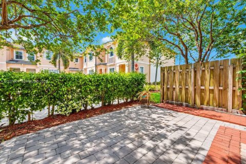 Condominio en alquiler en Homestead, Florida, 3 dormitorios, 106.93 m2 № 2418051 - foto 10