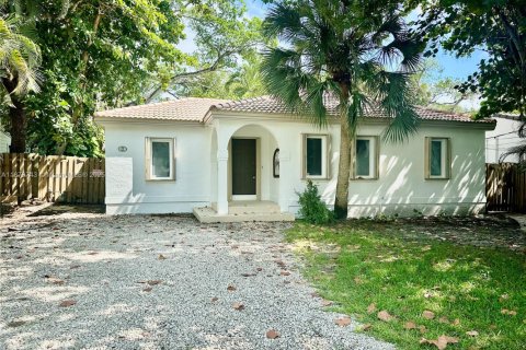 Casa en alquiler en Fort Lauderdale, Florida, 2 dormitorios, 135.45 m2 № 1921275 - foto 3
