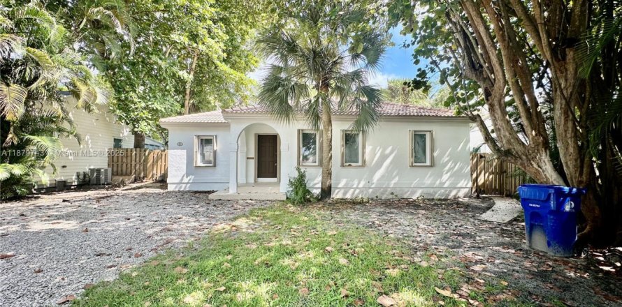 Villa ou maison à Fort Lauderdale, Floride 2 chambres, 135.45 m2 № 1921275