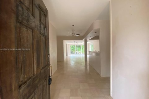 Villa ou maison à louer à Fort Lauderdale, Floride: 2 chambres, 135.45 m2 № 1921275 - photo 5