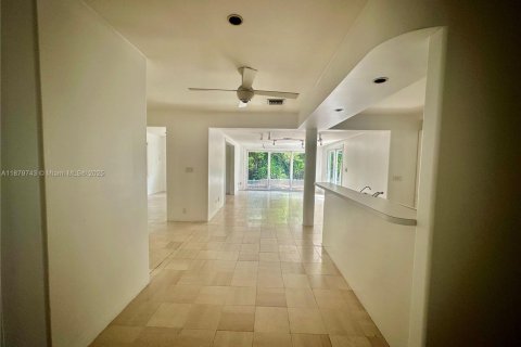 Villa ou maison à louer à Fort Lauderdale, Floride: 2 chambres, 135.45 m2 № 1921275 - photo 6