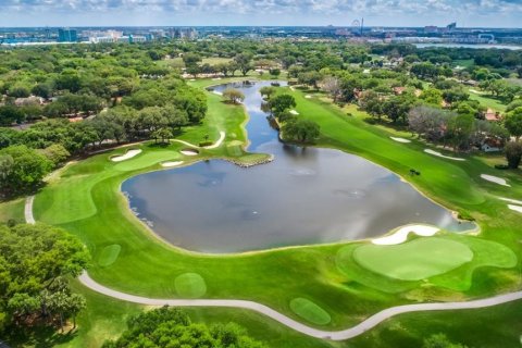 Villa ou maison à vendre à Orlando, Floride: 3 chambres, 194.44 m2 № 2151433 - photo 24