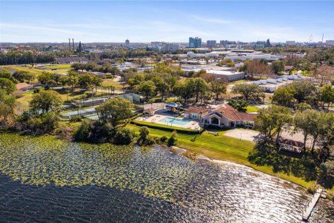 Villa ou maison à vendre à Orlando, Floride: 3 chambres, 194.44 m2 № 2151433 - photo 30