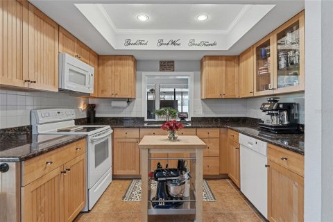 Villa ou maison à vendre à Orlando, Floride: 3 chambres, 194.44 m2 № 2151433 - photo 6