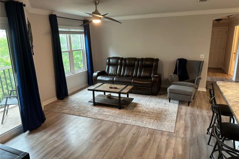 Condo in New Port Richey, Florida, 2 bedrooms  № 2337446 - photo 12