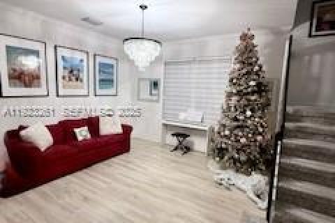 Villa ou maison à vendre à Boynton Beach, Floride: 4 chambres, 233.65 m2 № 1976921 - photo 4