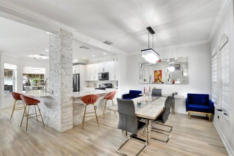 Villa ou maison à vendre à Boynton Beach, Floride: 4 chambres, 233.65 m2 № 1976921 - photo 2