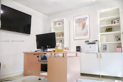 Villa ou maison à vendre à Boynton Beach, Floride: 4 chambres, 233.65 m2 № 1976921 - photo 14