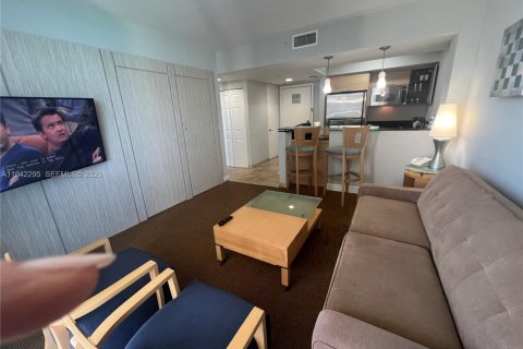 Купить кондоминиум в Санни-Айлс-Бич, Флорида 1 спальня, 63.92м2, № 1999813 - фото 4