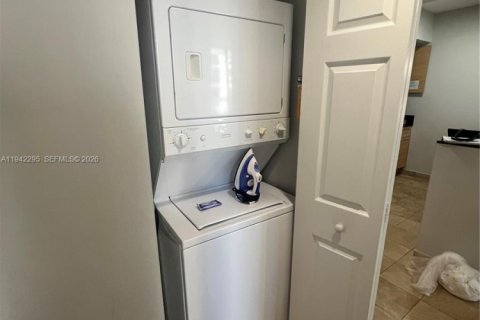 Купить кондоминиум в Санни-Айлс-Бич, Флорида 1 спальня, 63.92м2, № 1999813 - фото 6