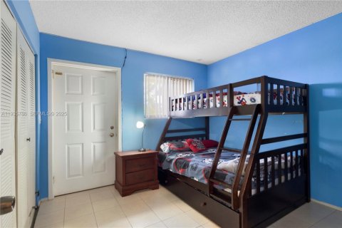 Adosado en venta en Miami, Florida, 2 dormitorios, 84.91 m2 № 1993961 - foto 14