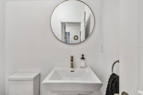 Townhouse in Celebration, Florida 3 bedrooms, 152.17 sq.m. № 2377651 - photo 19