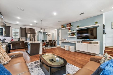 Townhouse in Celebration, Florida 3 bedrooms, 152.17 sq.m. № 2377651 - photo 5