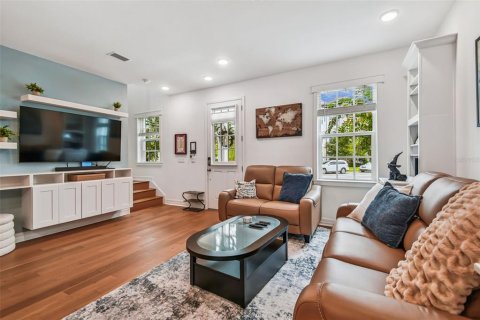 Townhouse in Celebration, Florida 3 bedrooms, 152.17 sq.m. № 2377651 - photo 8