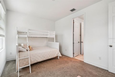Townhouse in Celebration, Florida 3 bedrooms, 152.17 sq.m. № 2377651 - photo 30