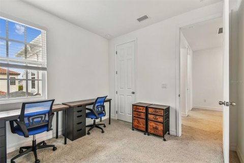 Townhouse in Celebration, Florida 3 bedrooms, 152.17 sq.m. № 2377651 - photo 23