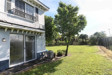 Adosado en venta en Lauderhill, Florida, 3 dormitorios, 126.35 m2 № 1931354 - foto 22