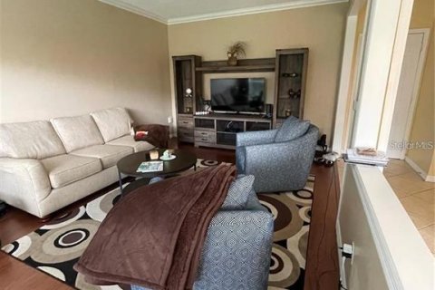 Villa ou maison à louer à Lake Mary, Floride: 4 chambres, 199 m2 № 2149854 - photo 3