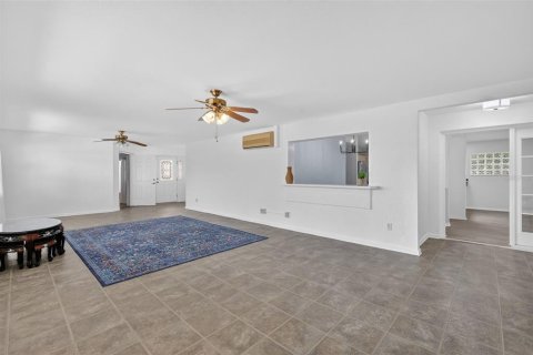 Villa ou maison à vendre à Summerfield, Floride: 3 chambres, 212 m2 № 2129837 - photo 8