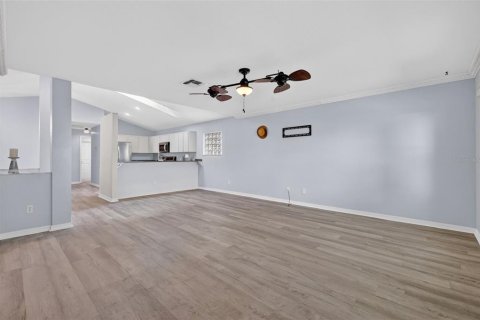 Villa ou maison à vendre à Summerfield, Floride: 3 chambres, 212 m2 № 2129837 - photo 14