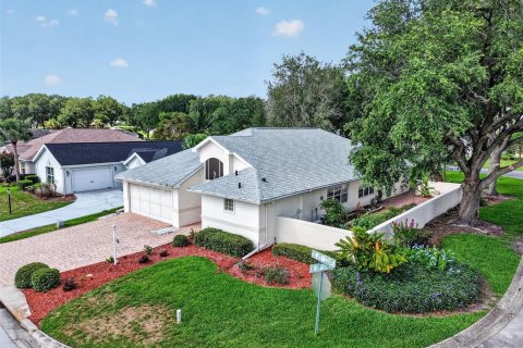 Casa en Summerfield, Florida 3 dormitorios, 212 m2 № 2129837