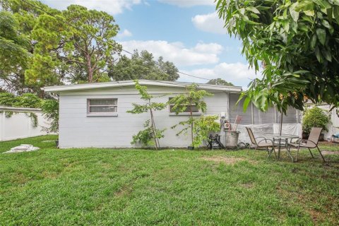 Casa en venta en Largo, Florida, 2 dormitorios, 84.45 m2 № 1906580 - foto 24