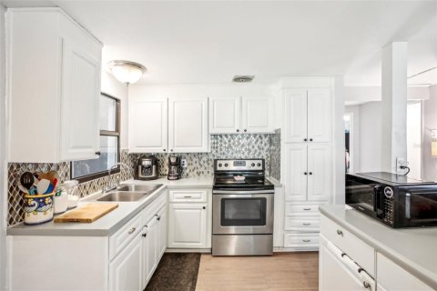Casa en venta en Largo, Florida, 2 dormitorios, 84.45 m2 № 1906580 - foto 8