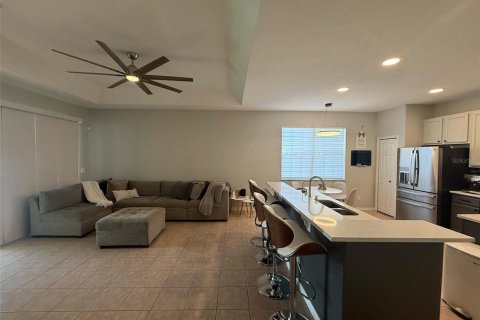 Casa en venta en Orlando, Florida, 3 dormitorios, 175.77 m2 № 2391526 - foto 20