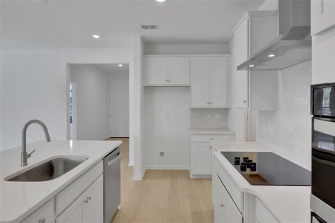Купить виллу или дом в Палм-Кост, Флорида 9 комнат, 177.26м2, № 2122378 - фото 16