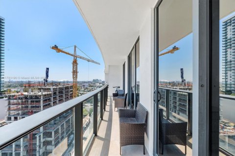 Condo in Miami, Florida, 2 bedrooms  № 1741602 - photo 16