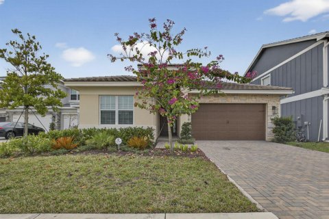House in Loxahatchee Groves, Florida 4 bedrooms, 210.14 sq.m. № 2179899 - photo 2
