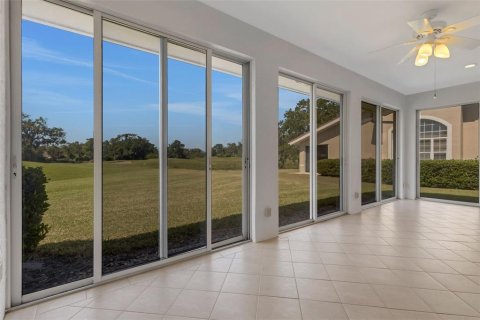 House in Sarasota, Florida 3 bedrooms, 244.52 sq.m. № 2314162 - photo 2