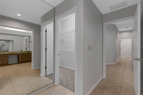 House in Sarasota, Florida 3 bedrooms, 244.52 sq.m. № 2314162 - photo 22