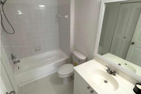 Condominio en alquiler en Homestead, Florida, 2 dormitorios, 83.15 m2 № 1933152 - foto 15