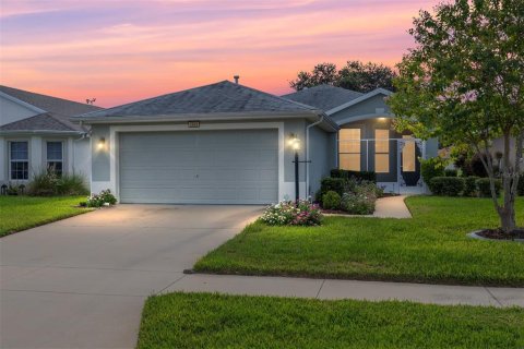 Casa en venta en Leesburg, Florida, 3 dormitorios, 137.22 m2 № 1899358 - foto 1