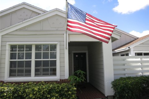 Villa ou maison à Miami, Floride 2 chambres, 90.95 m2 № 2066502